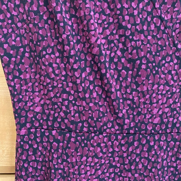 Ann Taylor V Neck Faux Wrap Purple Print Jersey Dress Size 0 - Picture 2 of 13